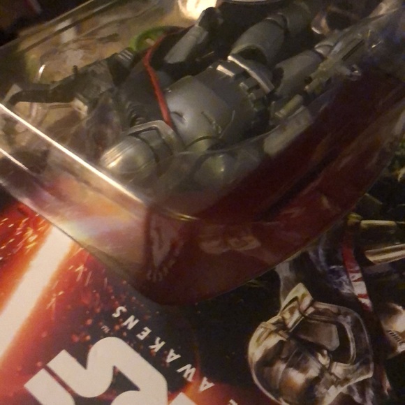 Star Wars The Force Awakens - Captain Phasma - New and Sealed! - Picture 4 of 6